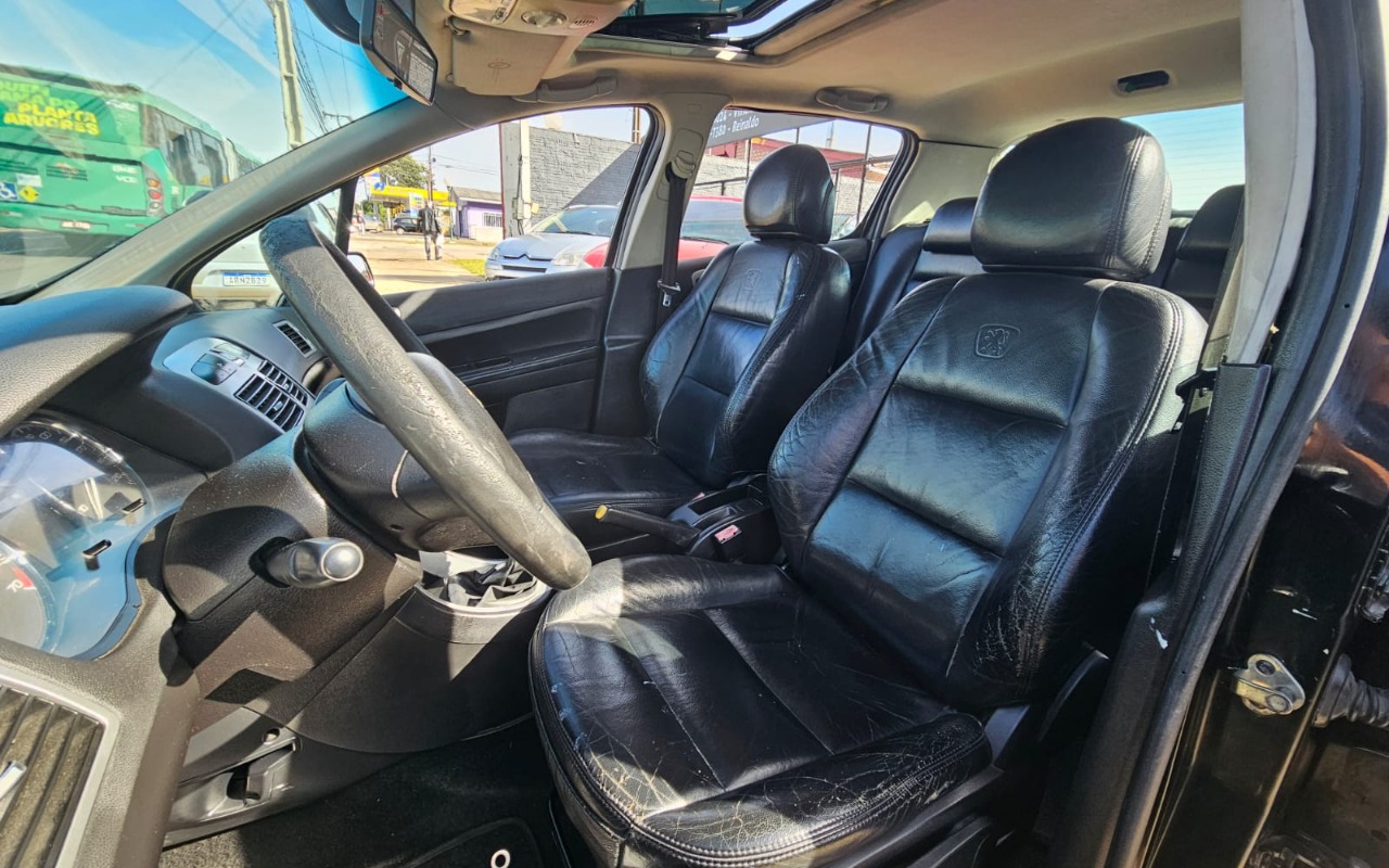 imagem-https://www.socarrao.com.br/sc-vehicle-images-prod/3615707/1788446796991-V2hhdHNBcHAgSW1hZ2UgMjAyNi0wOS0wMyBhdCAxMS4xMi4yNC5qcGVn.jpeg