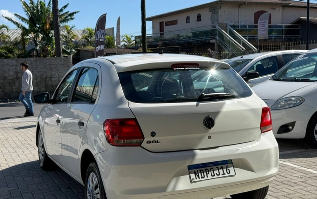 imagem-https://www.socarrao.com.br/sc-vehicle-images-prod/3615724/1788446845422-V2hhdHNBcHAgSW1hZ2UgMjAyNi0wOS0wMyBhdCAxMC4yMy41Ny5qcGVn.jpeg