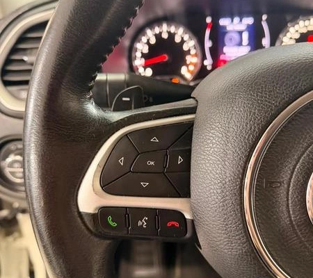 imagem-https://www.socarrao.com.br/sc-vehicle-images-prod/3615794/1788448194051-8150895_3_B_a720af4427.jpeg