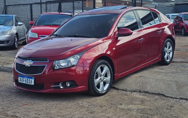 imagem-https://www.socarrao.com.br/sc-vehicle-images-prod/3615803/1788447063118-V2hhdHNBcHAgSW1hZ2UgMjAyNi0wOS0wMyBhdCAxMS4xNy4wMiAoMSkuanBlZw.jpeg