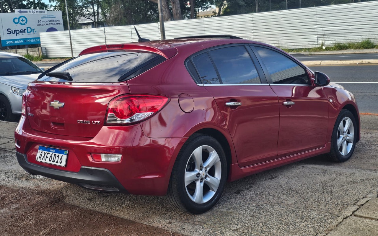 imagem-https://www.socarrao.com.br/sc-vehicle-images-prod/3615803/1788447063793-V2hhdHNBcHAgSW1hZ2UgMjAyNi0wOS0wMyBhdCAxMS4xNy4wMyAoMikuanBlZw.jpeg