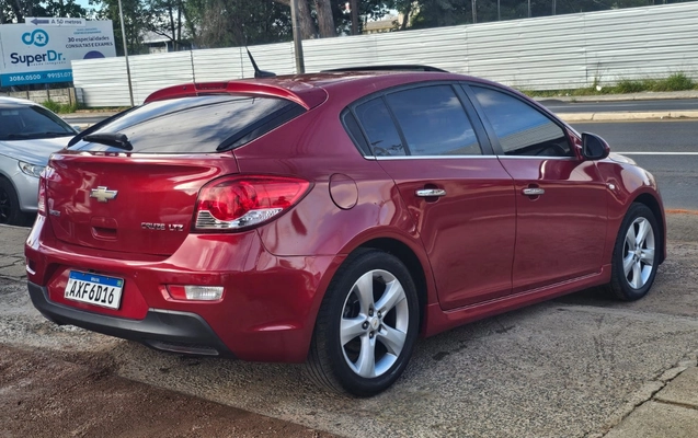 imagem-https://www.socarrao.com.br/sc-vehicle-images-prod/3615803/1788447063793-V2hhdHNBcHAgSW1hZ2UgMjAyNi0wOS0wMyBhdCAxMS4xNy4wMyAoMikuanBlZw.jpeg
