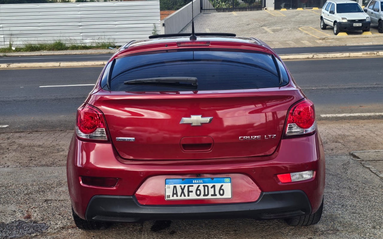imagem-https://www.socarrao.com.br/sc-vehicle-images-prod/3615803/1788447064051-V2hhdHNBcHAgSW1hZ2UgMjAyNi0wOS0wMyBhdCAxMS4xNy4wMyAoMykuanBlZw.jpeg