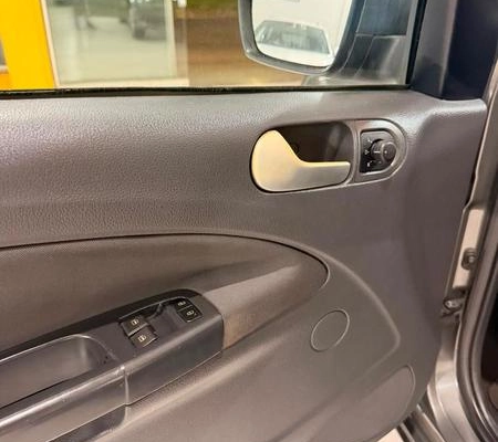 imagem-https://www.socarrao.com.br/sc-vehicle-images-prod/3615821/1788448389493-8150165_2_B_738a7f4b38.jpeg