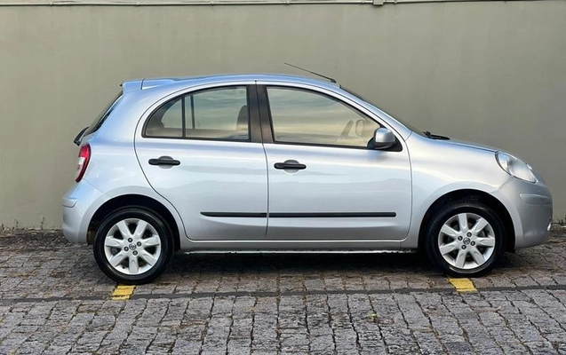 imagem-https://www.socarrao.com.br/sc-vehicle-images-prod/3615862/1788447475268-8442043_7_B_69f87c454f.jpeg