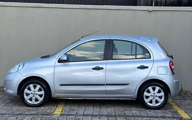 imagem-https://www.socarrao.com.br/sc-vehicle-images-prod/3615862/1788447475270-8442043_5_B_3e2a96e981.jpeg