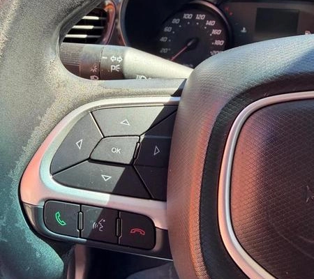 imagem-https://www.socarrao.com.br/sc-vehicle-images-prod/3615937/1788528630592-8446617_10_B_a10882d660.jpeg