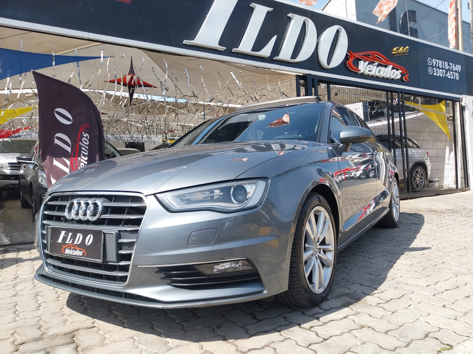 Audi A3 2015 Cinza — foto 1 de 3
