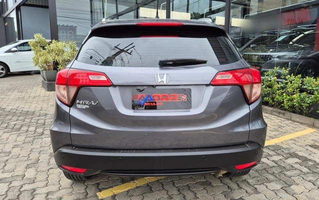 imagem-https://www.socarrao.com.br/sc-vehicle-images-prod/3616088/1788447787952-f9f003922114481e9c83b11ac32e4503_1787839980318.jpg