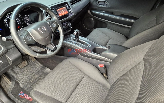 imagem-https://www.socarrao.com.br/sc-vehicle-images-prod/3616088/1788447787953-592fea6b5aaf4d88a2e23131b84dc407_1787839980329.jpg