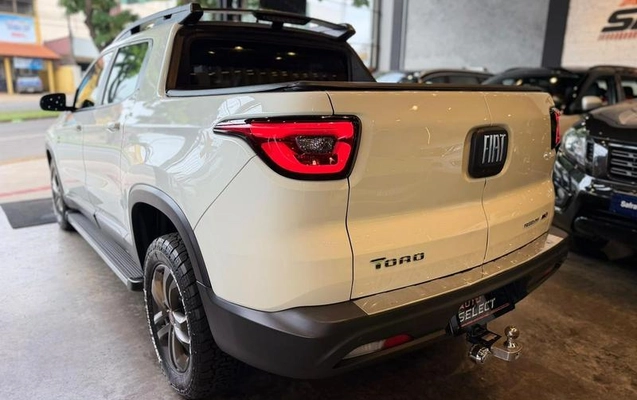 imagem-https://www.socarrao.com.br/sc-vehicle-images-prod/3616089/1788970346303-8446646_2_B_49ce202fd9.jpeg