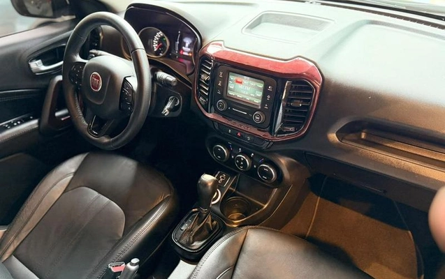imagem-https://www.socarrao.com.br/sc-vehicle-images-prod/3616089/1788970346306-8446646_12_B_b31469651c.jpeg