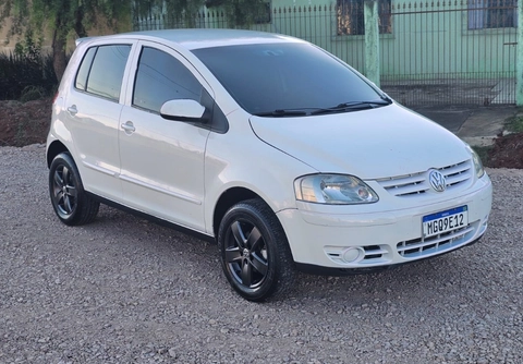 Volkswagen Fox 2007 Branco — foto 1 de 3