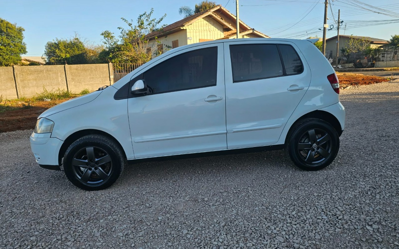 imagem-https://www.socarrao.com.br/sc-vehicle-images-prod/3616144/1788448060401-V2hhdHNBcHAgSW1hZ2UgMjAyNi0wOS0wMyBhdCAxMS4zMS4wOSAoMSkuanBlZw.jpeg