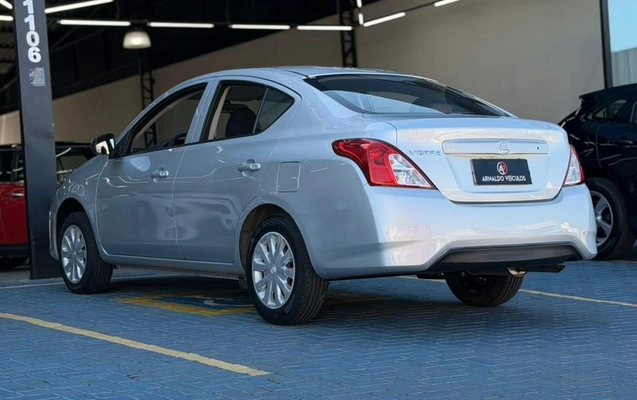 imagem-https://www.socarrao.com.br/sc-vehicle-images-prod/3616268/1788448324204-gb-904721d.jpeg