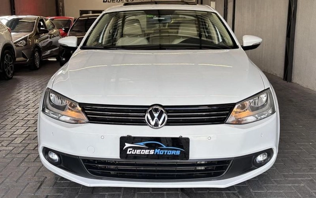 imagem-https://www.socarrao.com.br/sc-vehicle-images-prod/3616325/1789478575566-8354204_0_B_e67e2a493c.jpeg