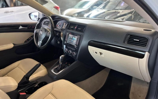 imagem-https://www.socarrao.com.br/sc-vehicle-images-prod/3616325/1789478575578-8354204_0_B_7c0db71f45.jpeg