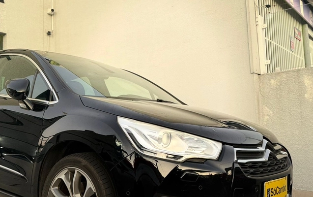 imagem-https://www.socarrao.com.br/sc-vehicle-images-prod/3616349/1788448463231-V2hhdHNBcHAgSW1hZ2UgMjAyNi0wOS0wMyBhdCAxMS4yOC4yOCAoMSkuanBlZw.jpeg