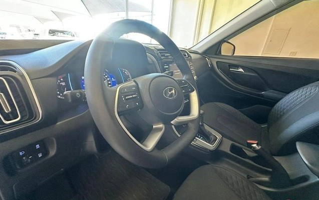 imagem-https://www.socarrao.com.br/sc-vehicle-images-prod/3616369/1788554987103-8446726_10_B_5d9439c381.jpeg