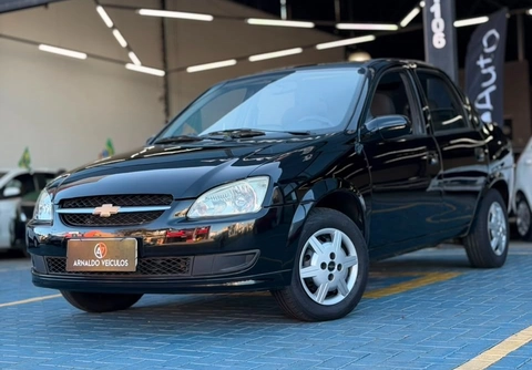 Chevrolet Classic 2014 Preto — foto 1 de 3