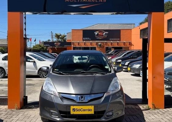 imagem-https://www.socarrao.com.br/sc-vehicle-images-prod/3616445/1788458111058-8446684_1_B_45163b1155.jpeg