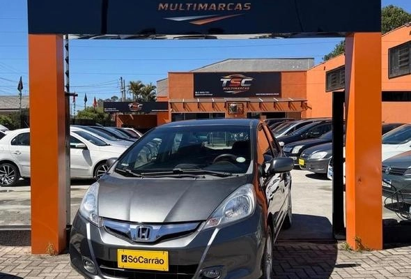 imagem-https://www.socarrao.com.br/sc-vehicle-images-prod/3616445/1788458111060-8446684_2_B_77123245dd.jpeg