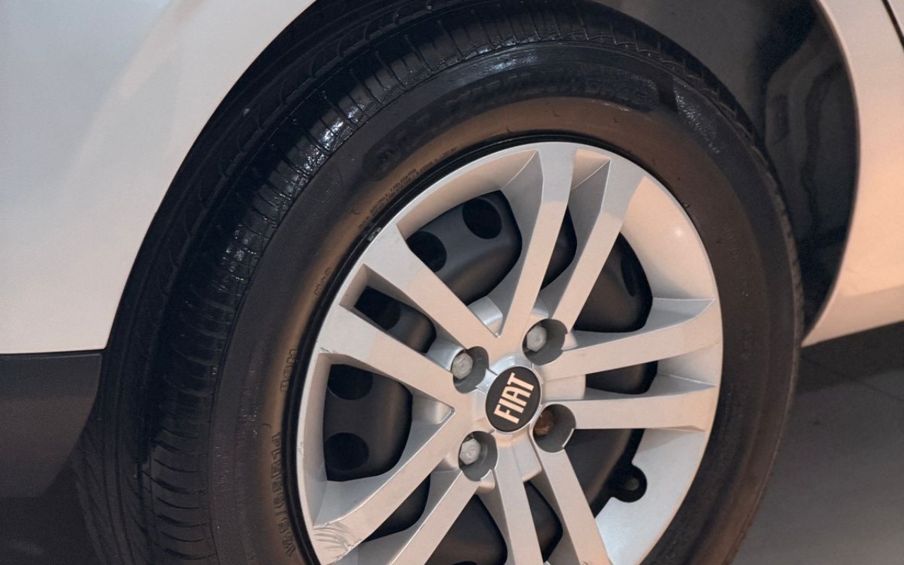 imagem-https://www.socarrao.com.br/sc-vehicle-images-prod/3616449/1788448699857-V2hhdHNBcHAgSW1hZ2UgMjAyNi0wOS0wMiBhdCAxNy4yOC41NyAoMSkuanBlZw.jpeg