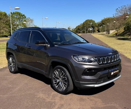 Jeep Compass 2023 Cinza — foto 1 de 3