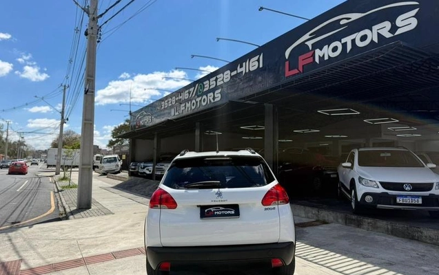 imagem-https://www.socarrao.com.br/sc-vehicle-images-prod/3616463/1788545319084-8446677_5_B_d3c1bf9ec2.jpeg
