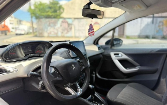 imagem-https://www.socarrao.com.br/sc-vehicle-images-prod/3616463/1788545319088-8446677_1_B_167f380360.jpeg