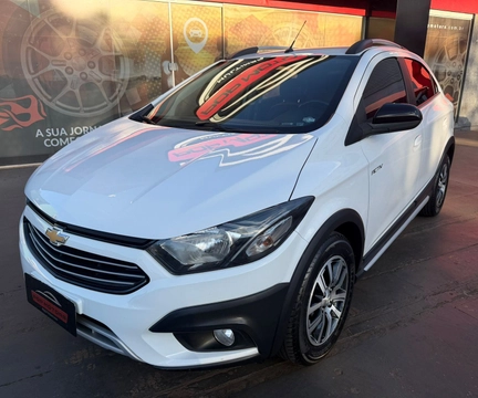 Chevrolet Onix 2017 Branco — foto 1 de 3