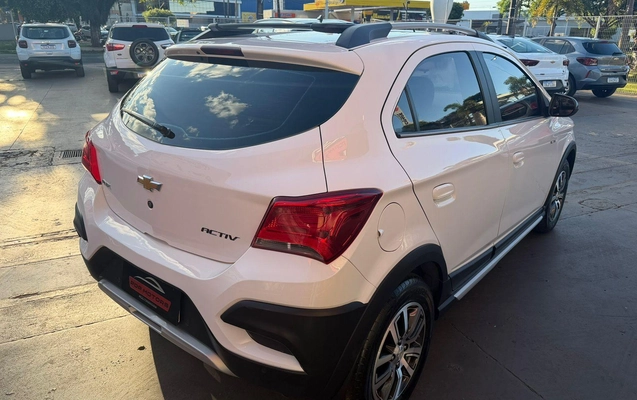 imagem-https://www.socarrao.com.br/sc-vehicle-images-prod/3616482/1788609521181-78fd25c88e8948918ab373335f8a6dc7_1788448298526.jpg