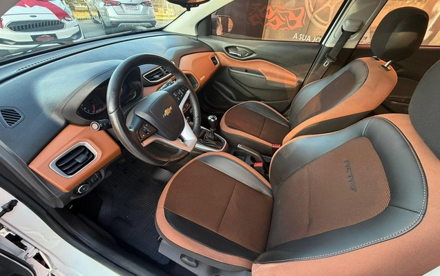 imagem-https://www.socarrao.com.br/sc-vehicle-images-prod/3616482/1788609521182-882f7d4f87d046cba118bfdaae4a9e40_1788448298536.jpg