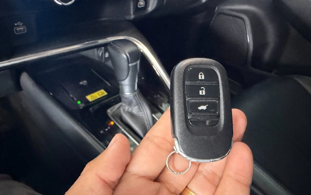 imagem-https://www.socarrao.com.br/sc-vehicle-images-prod/3616621/1788449190414-a57495f8-0f39-4ff1-942c-71b751faa406.jpg