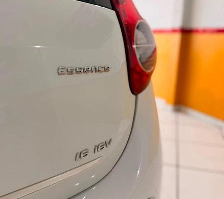 imagem-https://www.socarrao.com.br/sc-vehicle-images-prod/3616696/1788449412269-8118107_13_B_8796ed0aa8.jpeg