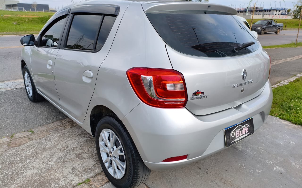 imagem-https://www.socarrao.com.br/sc-vehicle-images-prod/3616747/1788457344869-V2hhdHNBcHAgSW1hZ2UgMjAyNi0wOS0wMyBhdCAxNC4yOC4xMS5qcGVn.jpeg