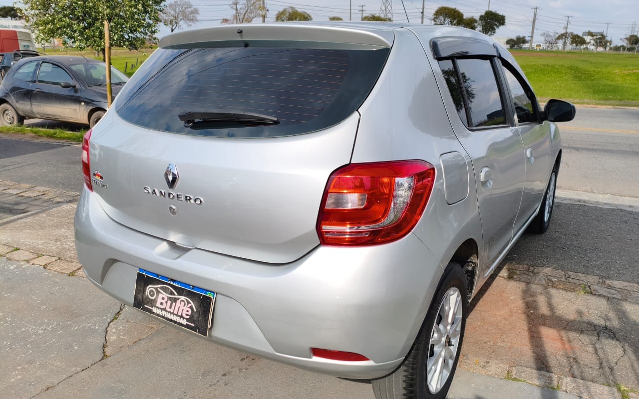 imagem-https://www.socarrao.com.br/sc-vehicle-images-prod/3616747/1788457344952-V2hhdHNBcHAgSW1hZ2UgMjAyNi0wOS0wMyBhdCAxNC4yOC4xMi5qcGVn.jpeg