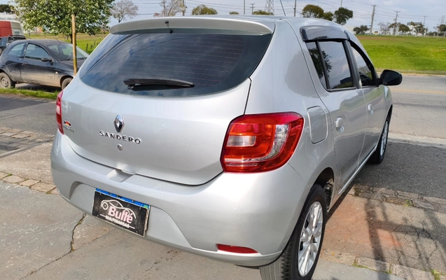 imagem-https://www.socarrao.com.br/sc-vehicle-images-prod/3616747/1788457344952-V2hhdHNBcHAgSW1hZ2UgMjAyNi0wOS0wMyBhdCAxNC4yOC4xMi5qcGVn.jpeg