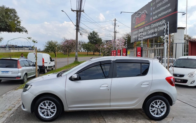 imagem-https://www.socarrao.com.br/sc-vehicle-images-prod/3616747/1788457345092-V2hhdHNBcHAgSW1hZ2UgMjAyNi0wOS0wMyBhdCAxNC4yOC4xMC5qcGVn.jpeg