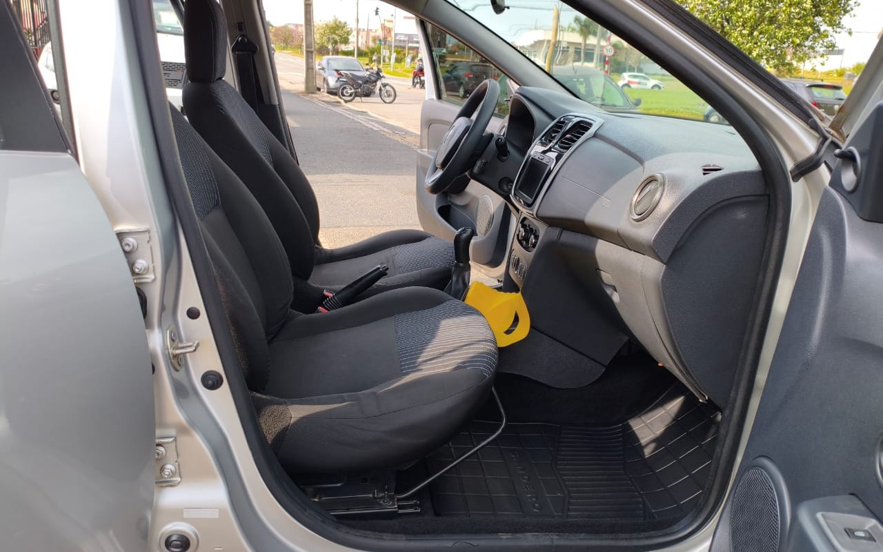 imagem-https://www.socarrao.com.br/sc-vehicle-images-prod/3616747/1788457345481-V2hhdHNBcHAgSW1hZ2UgMjAyNi0wOS0wMyBhdCAxNC4yOC4xMiAoMSkuanBlZw.jpeg