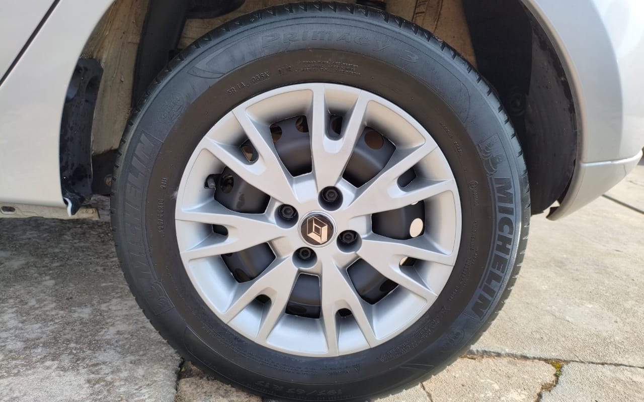 imagem-https://www.socarrao.com.br/sc-vehicle-images-prod/3616747/1788457345780-V2hhdHNBcHAgSW1hZ2UgMjAyNi0wOS0wMyBhdCAxNC4yOC4xMCAoMikuanBlZw.jpeg