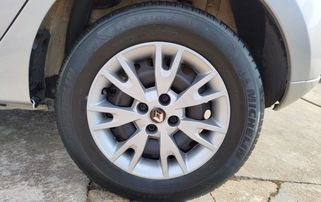 imagem-https://www.socarrao.com.br/sc-vehicle-images-prod/3616747/1788457345780-V2hhdHNBcHAgSW1hZ2UgMjAyNi0wOS0wMyBhdCAxNC4yOC4xMCAoMikuanBlZw.jpeg