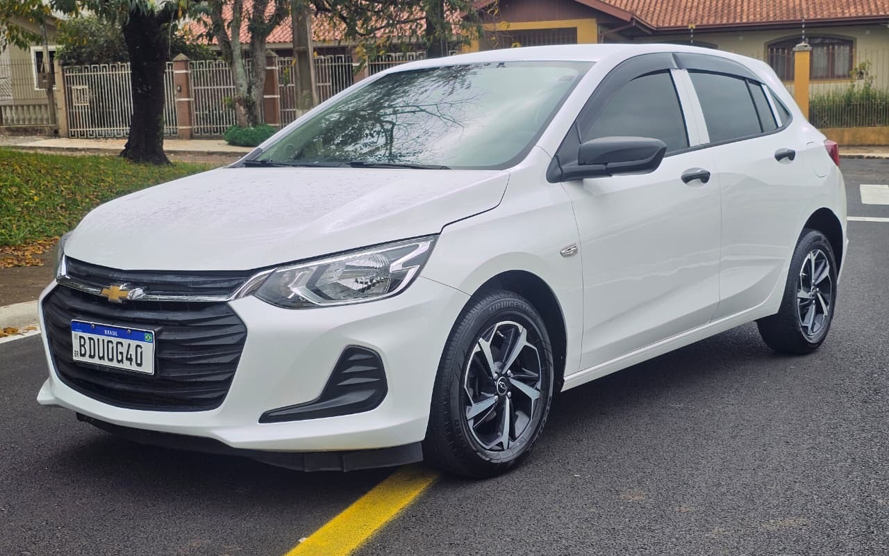 Chevrolet Onix 2020 Branco — foto 1 de 3