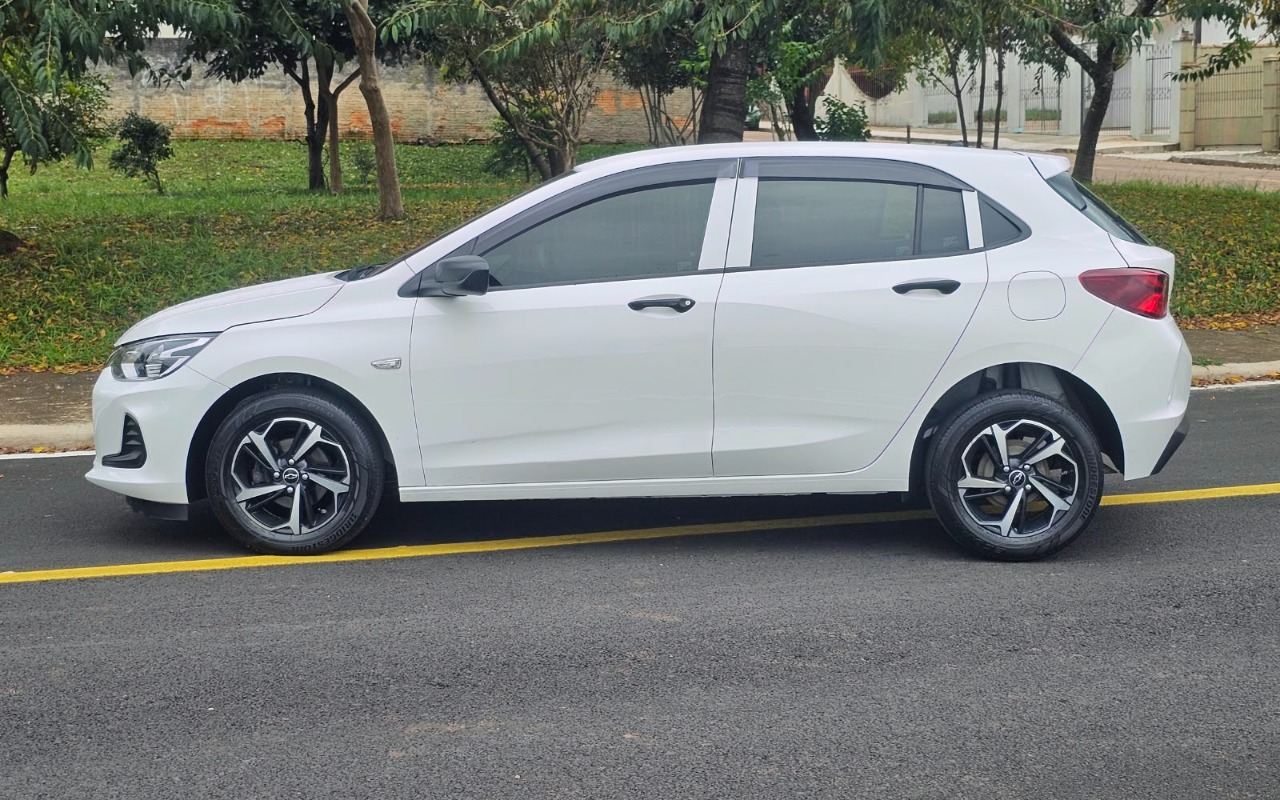 imagem-https://www.socarrao.com.br/sc-vehicle-images-prod/3616857/1788449936952-V2hhdHNBcHAgSW1hZ2UgMjAyNi0wOS0wMyBhdCAxMS40My40My5qcGVn.jpeg