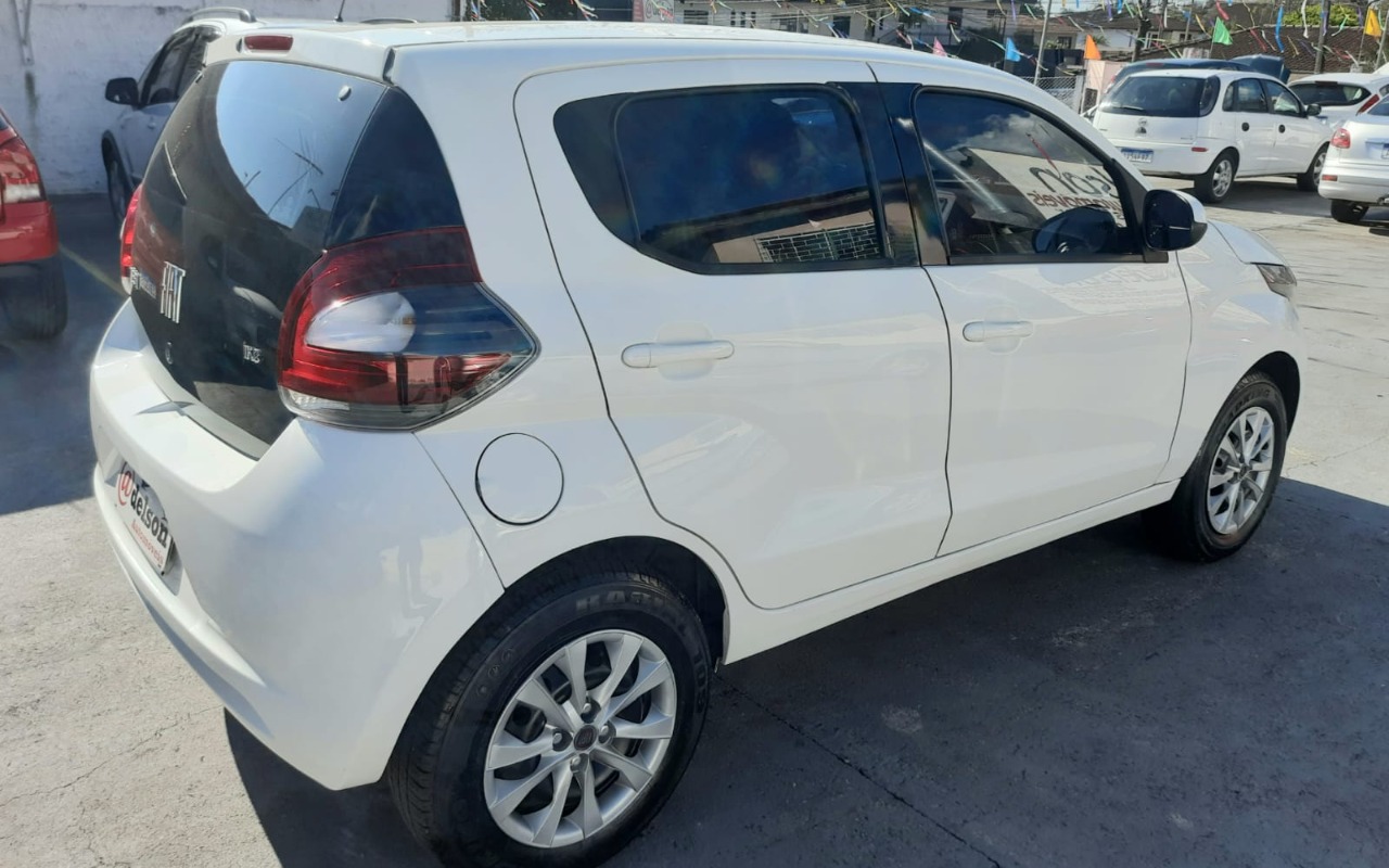 imagem-https://www.socarrao.com.br/sc-vehicle-images-prod/3616887/1788450025901-MDQuanBlZw.jpeg