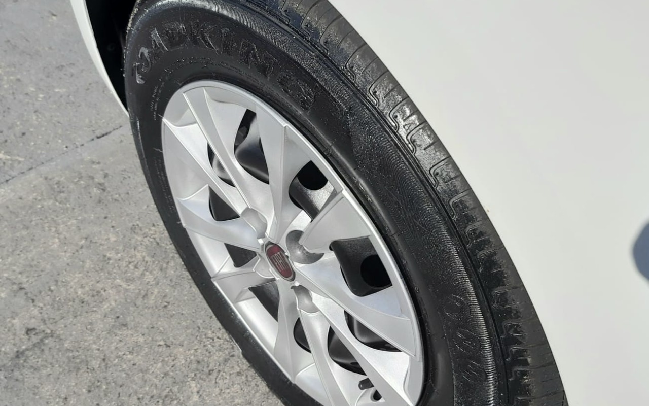imagem-https://www.socarrao.com.br/sc-vehicle-images-prod/3616887/1788450026654-MTIuanBlZw.jpeg