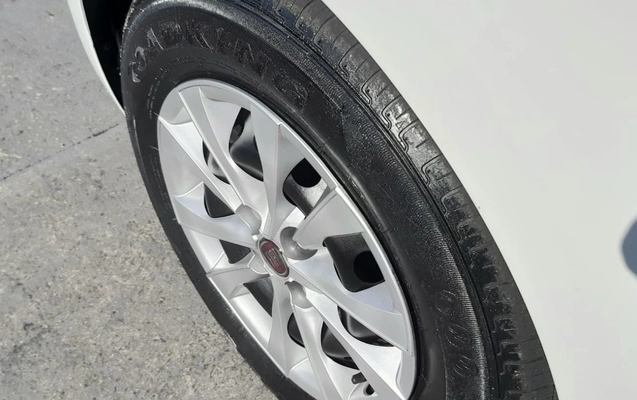 imagem-https://www.socarrao.com.br/sc-vehicle-images-prod/3616887/1788450026654-MTIuanBlZw.jpeg