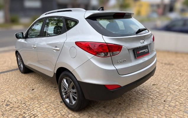 imagem-https://www.socarrao.com.br/sc-vehicle-images-prod/3616904/1789153962508-gb-932cf3d.jpeg