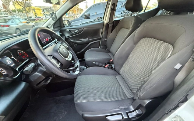 imagem-https://www.socarrao.com.br/sc-vehicle-images-prod/3617016/1788959086245-gb-05b51ea.jpeg