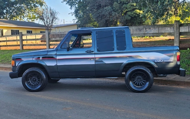 imagem-https://www.socarrao.com.br/sc-vehicle-images-prod/3617040/1788450392684-V2hhdHNBcHAgSW1hZ2UgMjAyNi0wOS0wMyBhdCAxMS40NS4wNS5qcGVn.jpeg